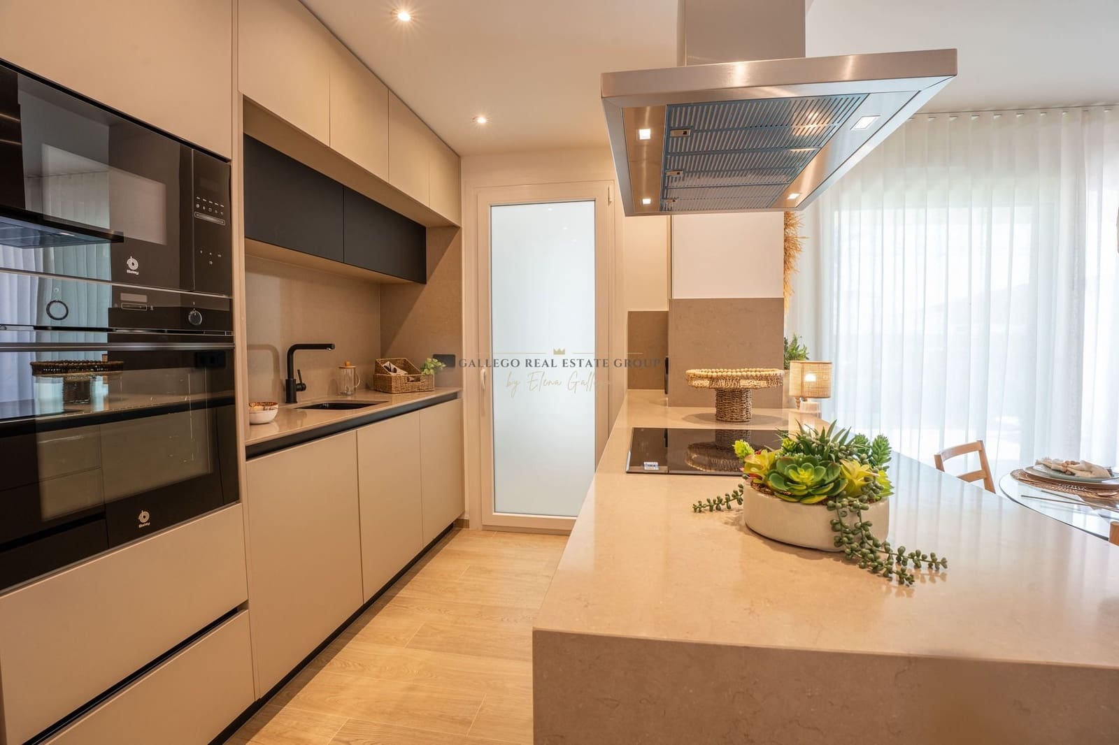 2 bedroom Bungalow for sale in Algorfa with pool - € 299,000 (Ref: 9714196)