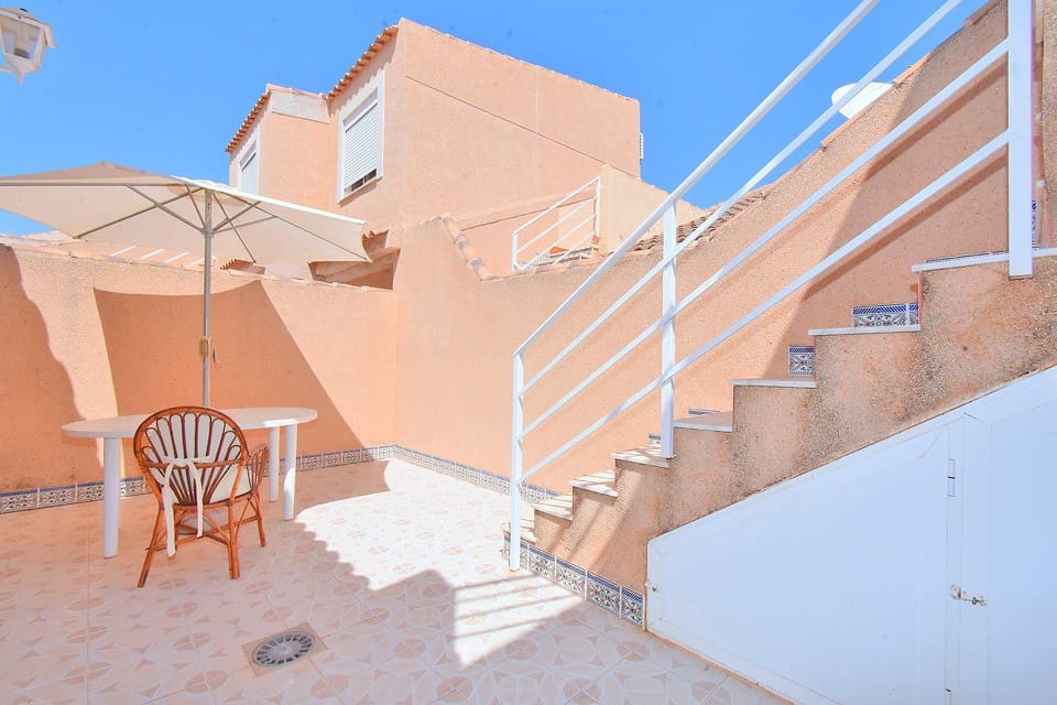 2 bedroom Townhouse for sale in Estrella de Mar with pool - € 159,000 (Ref: 10007087)