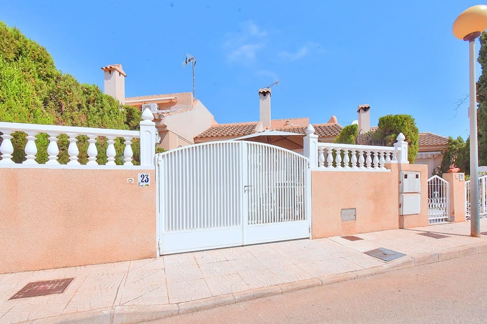 2 bedroom Townhouse for sale in Estrella de Mar with pool - € 159,000 (Ref: 10007087)