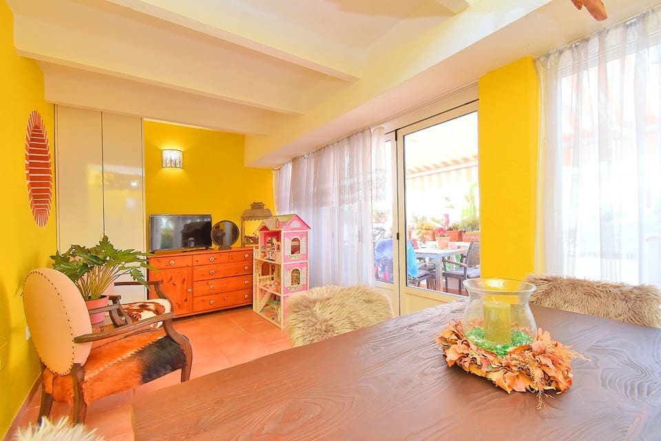 2 Zimmer Haus zu verkaufen in Estrella de Mar mit Pool - 165.000 € (Ref: 10009669)