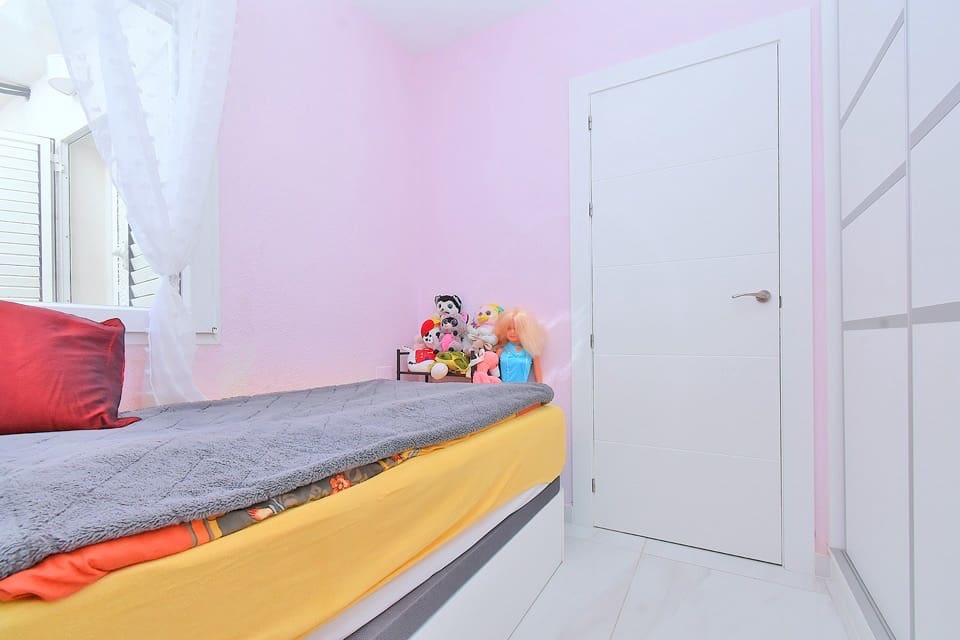 2 Zimmer Haus zu verkaufen in Estrella de Mar mit Pool - 165.000 € (Ref: 10009669)