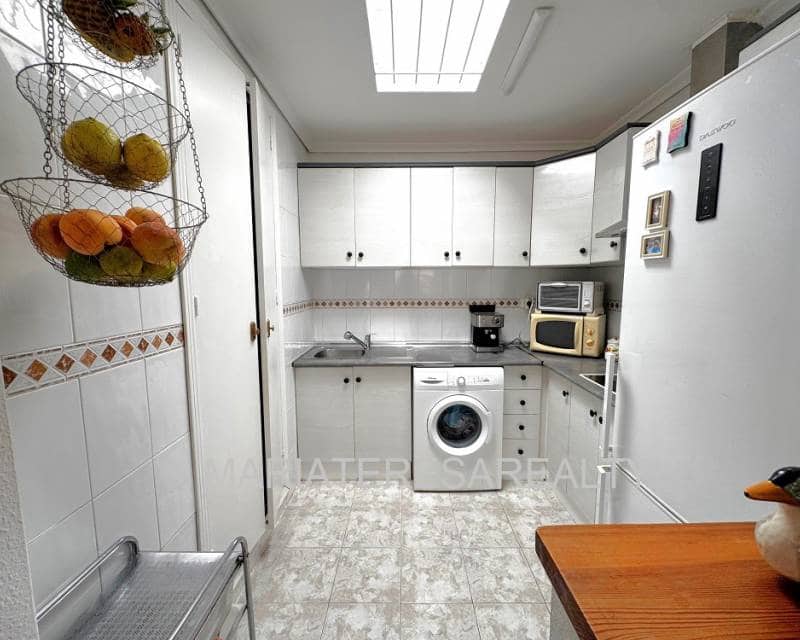 2 makuuhuone Omakotitalo myytävänä paikassa Los Narejos mukana uima-altaan - 219 000 € (Ref: 10022996)
