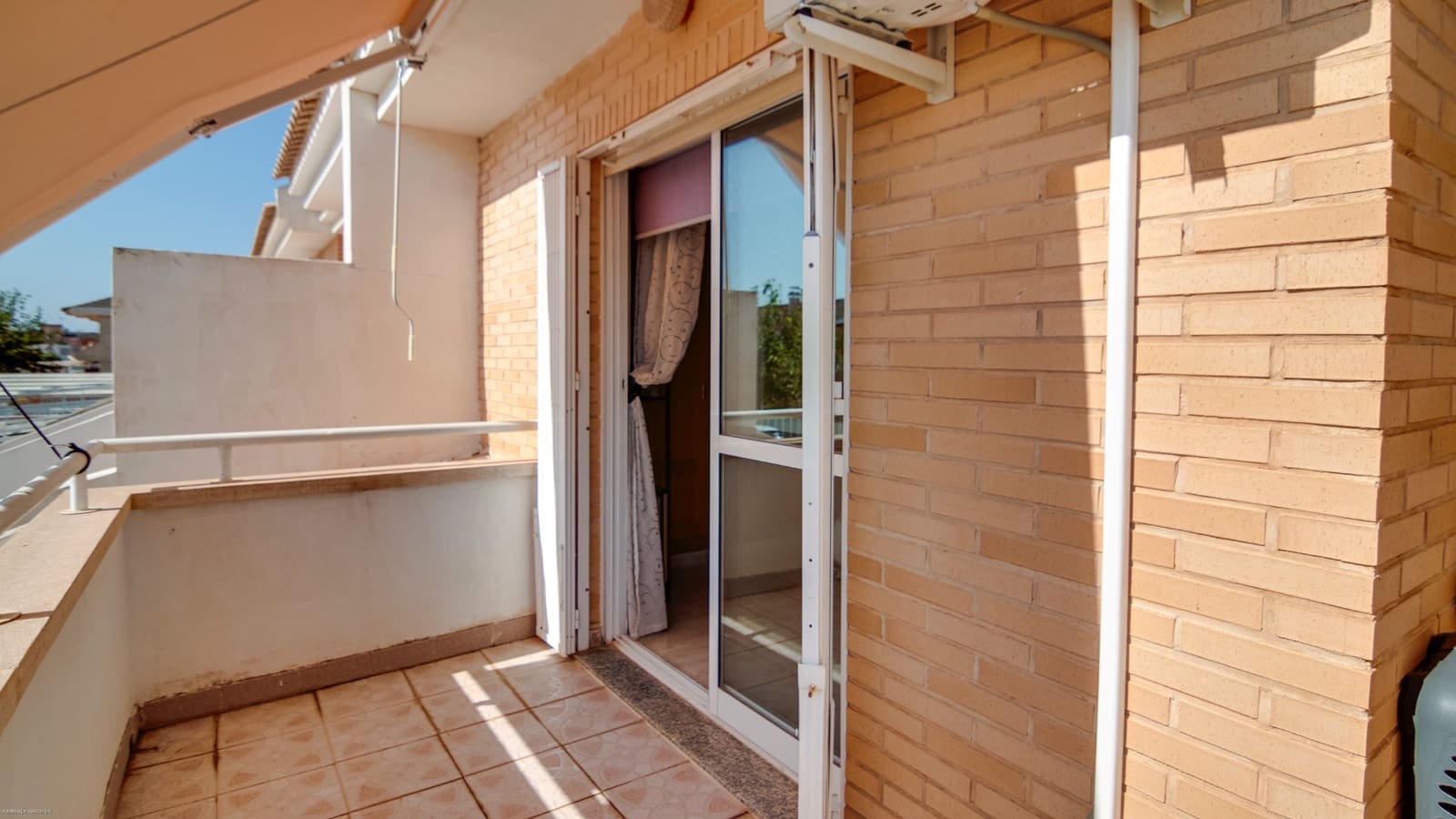 3 slaapkamer Huis te koop in Los Alcazares met garage - € 279.000 (Ref: 10081331)