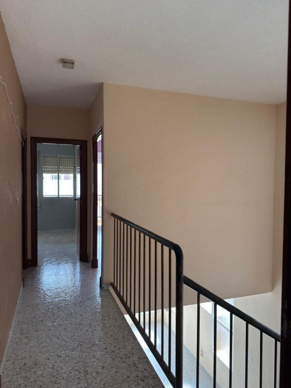 4 slaapkamer Huis te koop in El Algar - € 135.000 (Ref: 10110420)