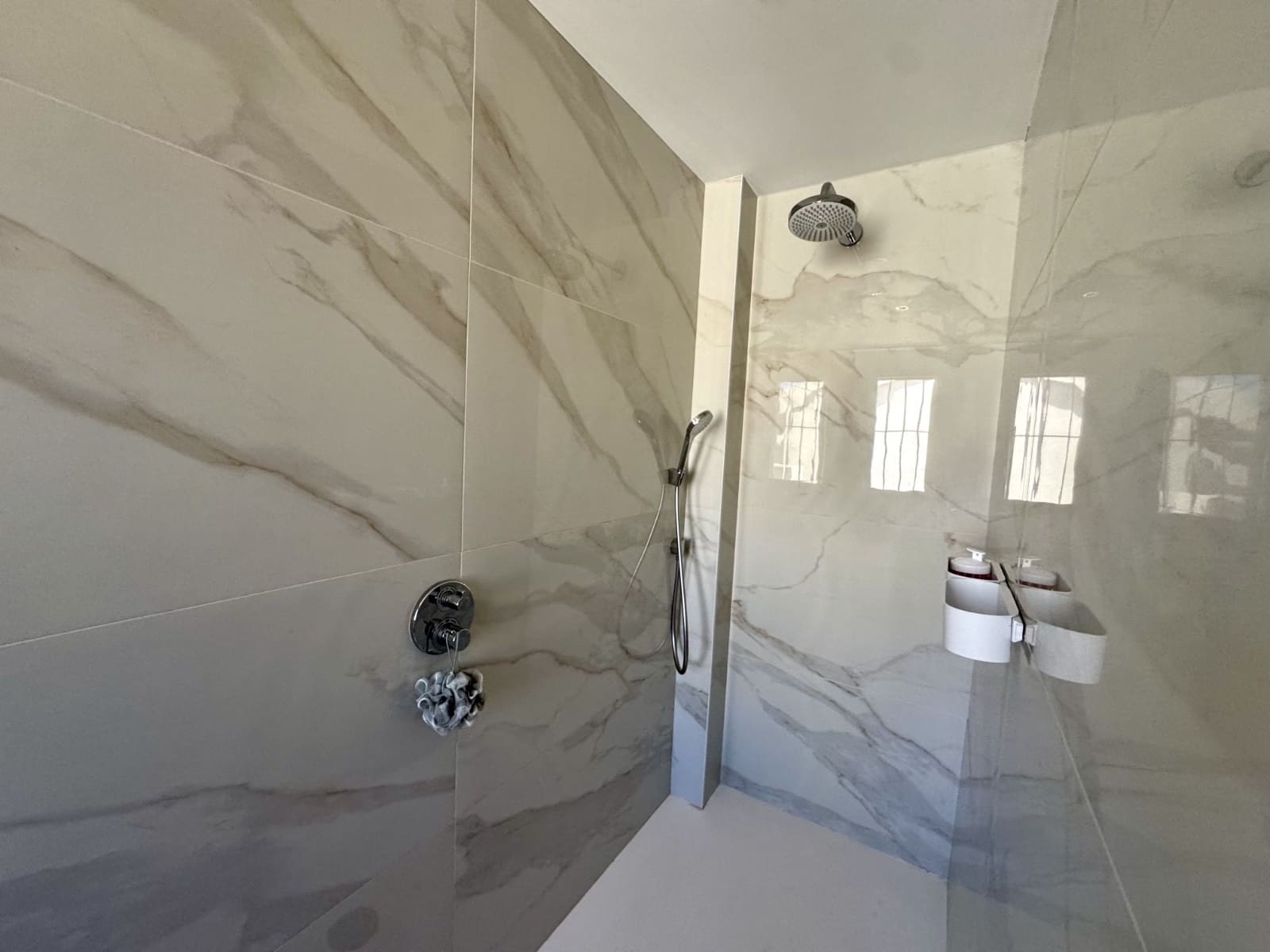 4 slaapkamer Villa te koop in Las Barracas met zwembad garage - € 895.000 (Ref: 10182126)