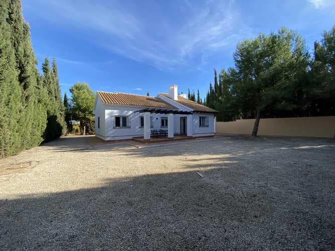 3 soveværelse Villa til salg i Las Palas med garage - € 281.000 (Ref: 7274002)