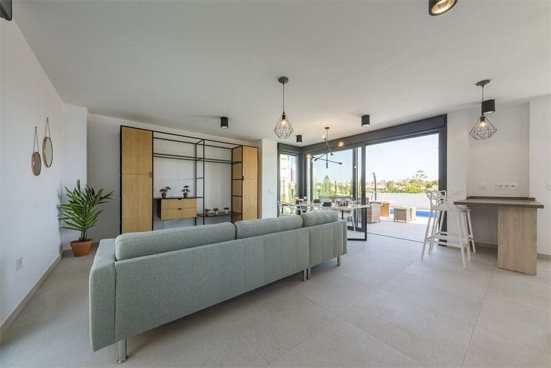 3 camera da letto Villa in vendita in Playa Honda con piscina garage - 359.000 € (Rif: 7274010)