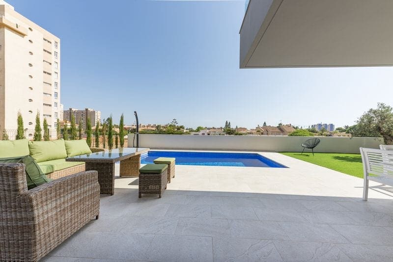 3 camera da letto Villa in vendita in Playa Honda con piscina garage - 359.000 € (Rif: 7274010)