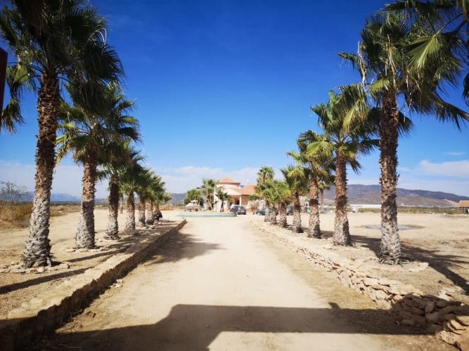 5 bedroom Villa for sale in Fuente Alamo de Murcia with pool garage - € 299,500 (Ref: 7274151)