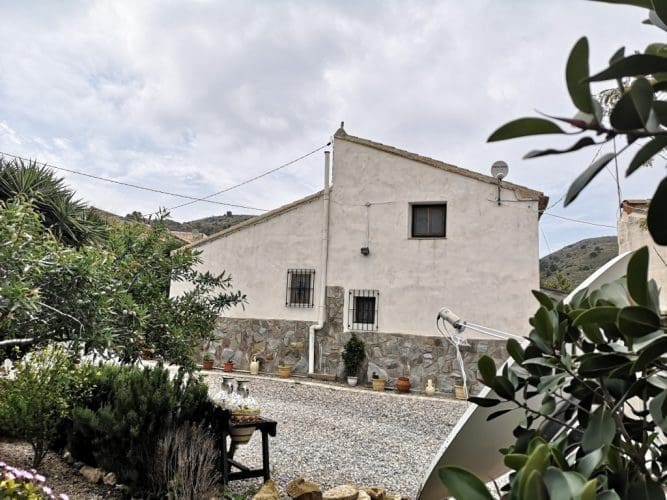 3 bedroom Villa for sale in Fuente Alamo de Murcia with garage - € 170,000 (Ref: 7274299)