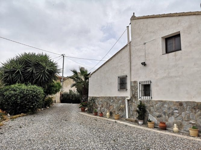 3 bedroom Villa for sale in Fuente Alamo de Murcia with garage - € 170,000 (Ref: 7274299)
