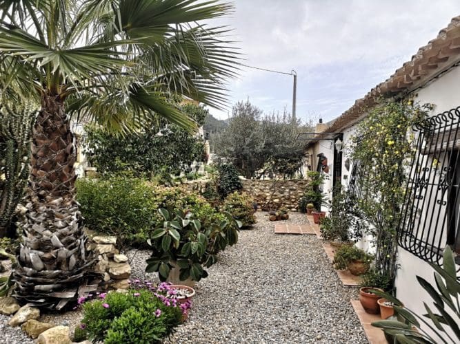 3 bedroom Villa for sale in Fuente Alamo de Murcia with garage - € 170,000 (Ref: 7274299)