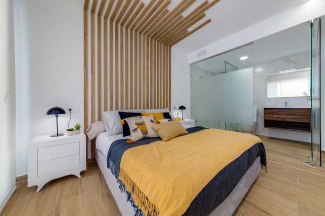 2 soverom Leilighet til salgs i Los Alcázares med svømmebasseng garasje - € 219 000 (Ref: 7994955)