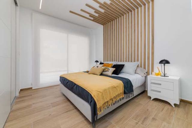 2 soverom Leilighet til salgs i Los Alcázares med svømmebasseng garasje - € 219 000 (Ref: 7994955)