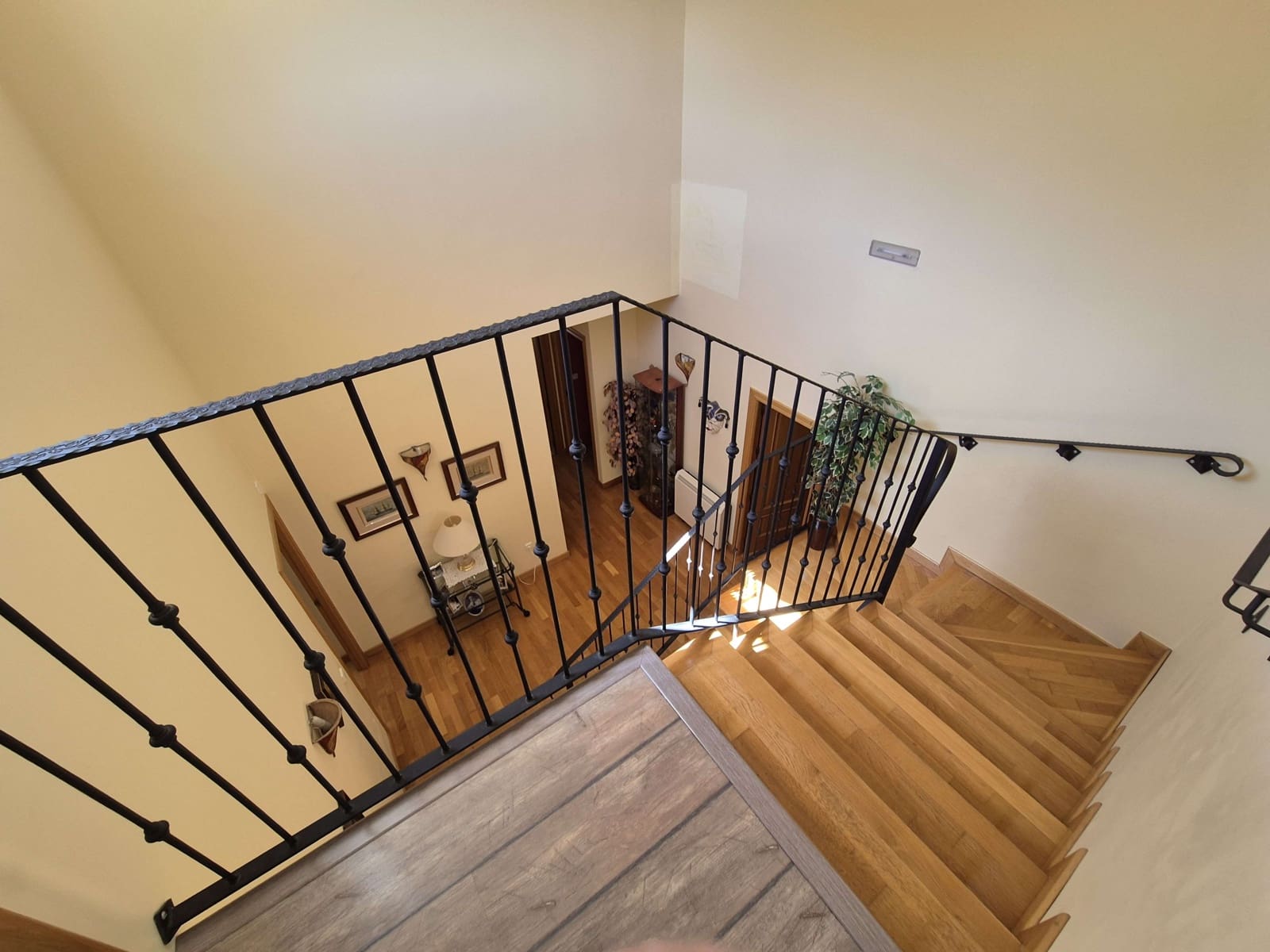 4 bedroom Villa for sale in Totana with pool garage - € 425,000 (Ref: 8248298)