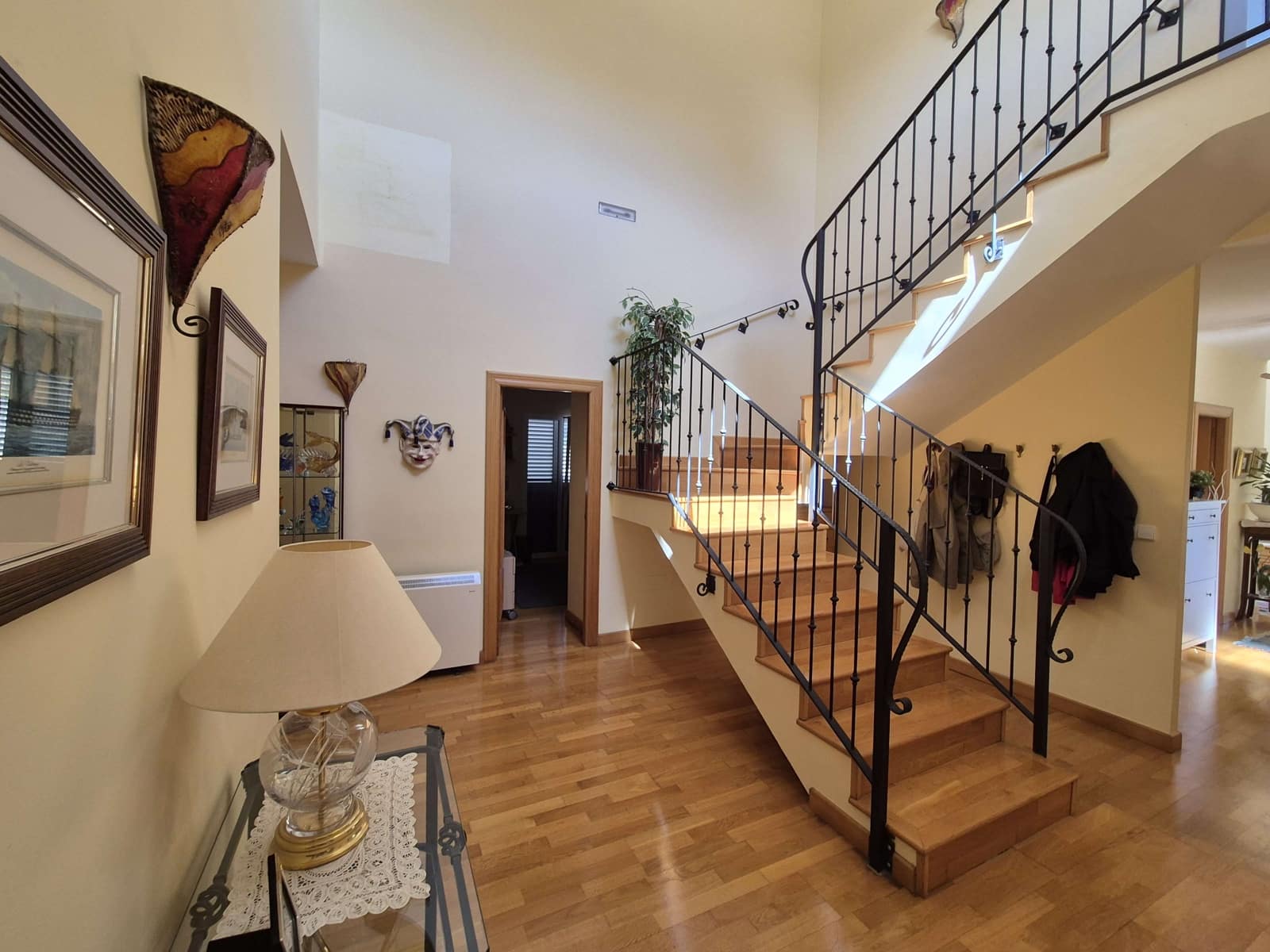 4 bedroom Villa for sale in Totana with pool garage - € 425,000 (Ref: 8248298)