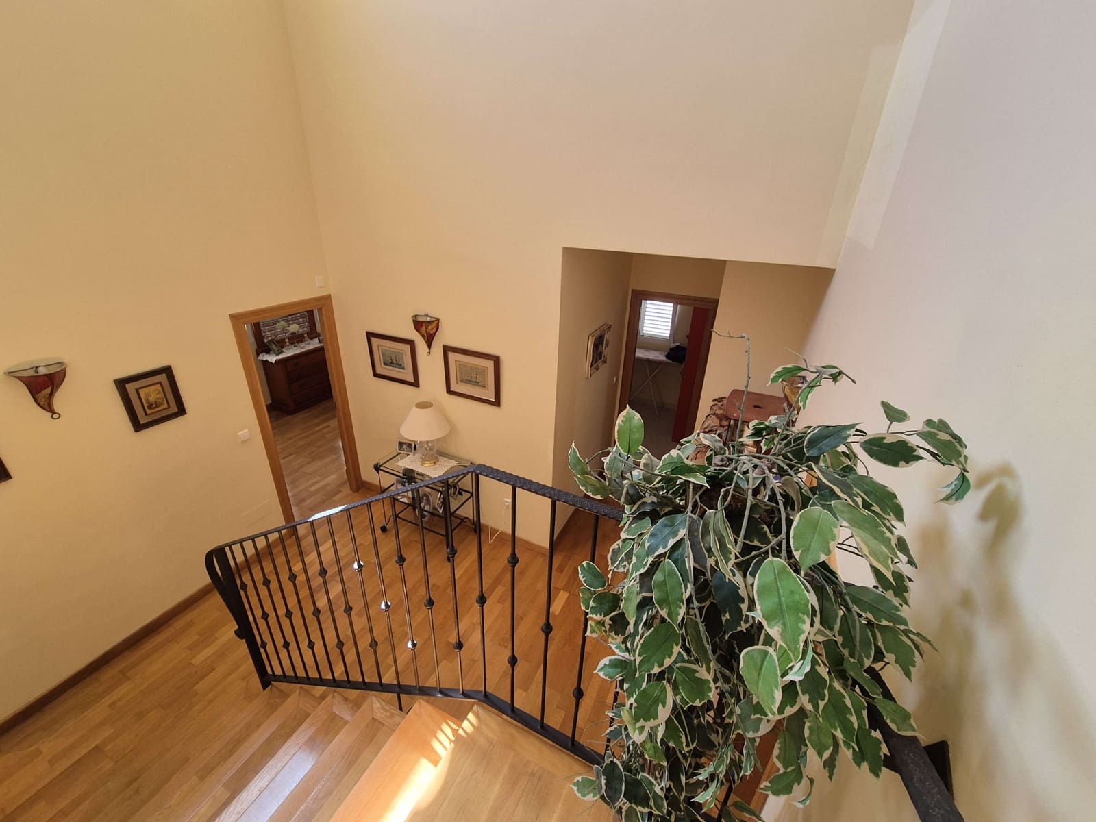 4 bedroom Villa for sale in Totana with pool garage - € 425,000 (Ref: 8248298)