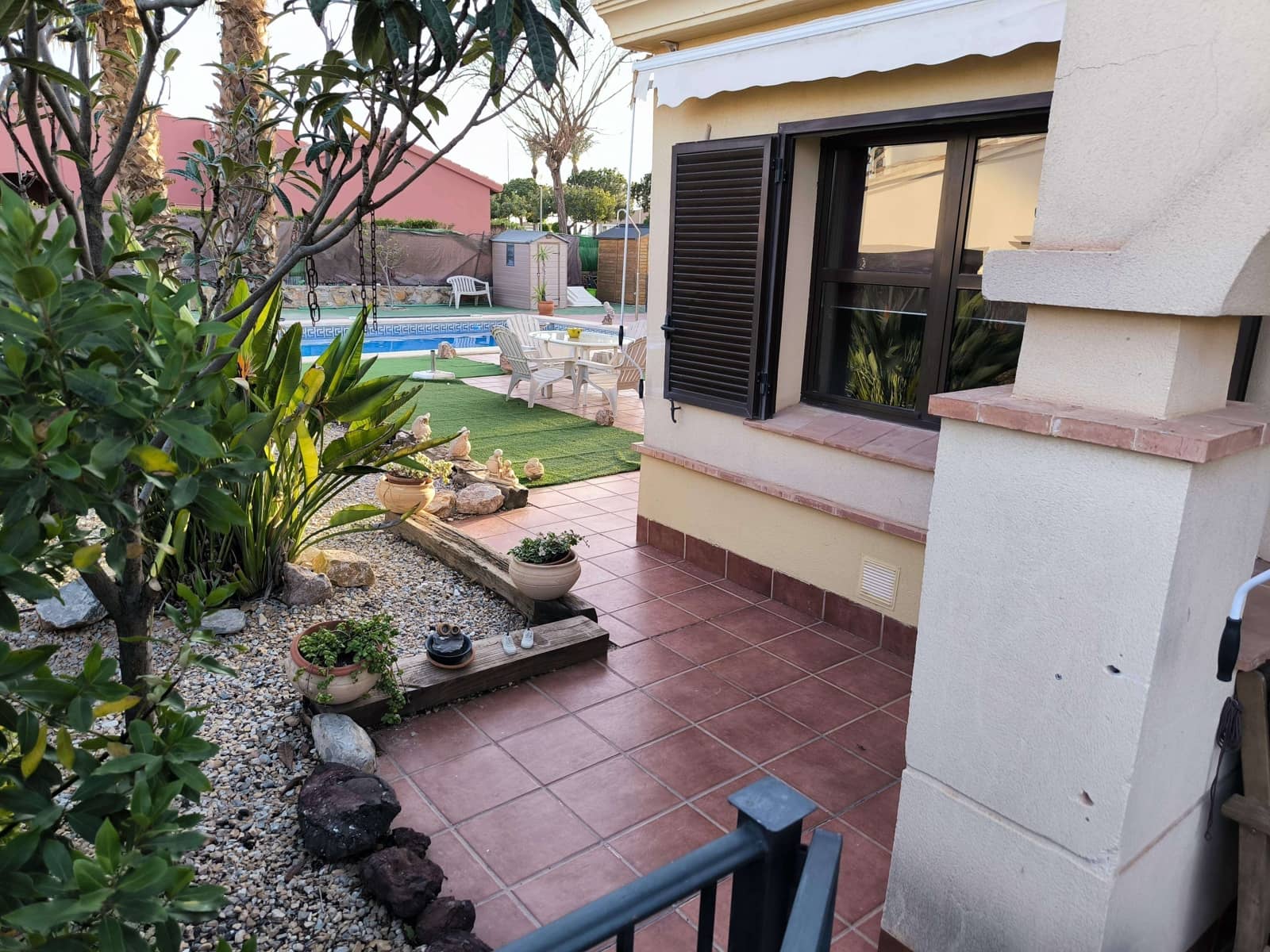 3 soverom Villa til salgs i Hacienda del Alamo med svømmebasseng garasje - € 349 000 (Ref: 8250821)