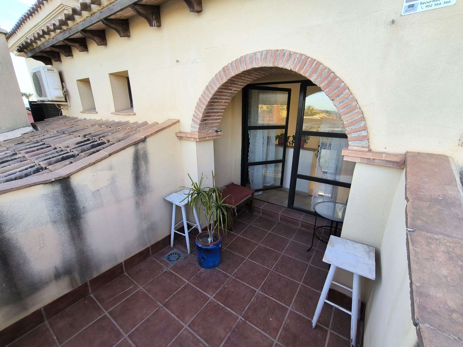 3 soverom Villa til salgs i Hacienda del Alamo med svømmebasseng garasje - € 349 000 (Ref: 8250821)