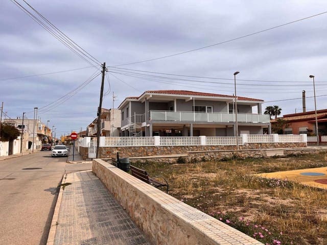 4 soveværelse Villa til salg i Los Urrutias, Cartagena med garage - € 299.000 (Ref: 8258073)