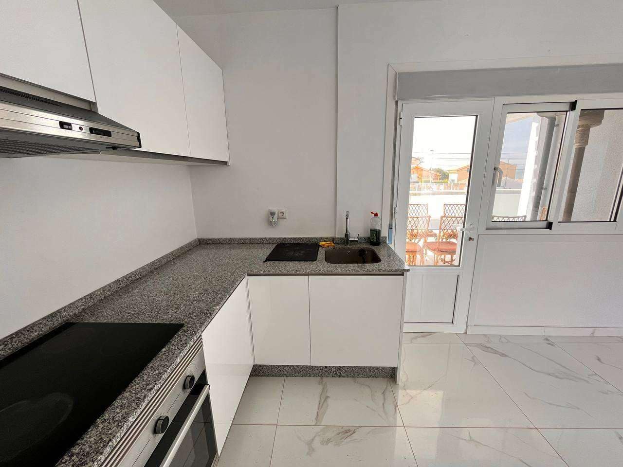 4 slaapkamer Villa te koop in Cartagena met garage - € 299.000 (Ref: 8258073)