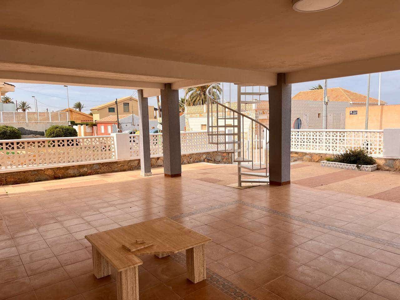 4 slaapkamer Villa te koop in Cartagena met garage - € 299.000 (Ref: 8258073)