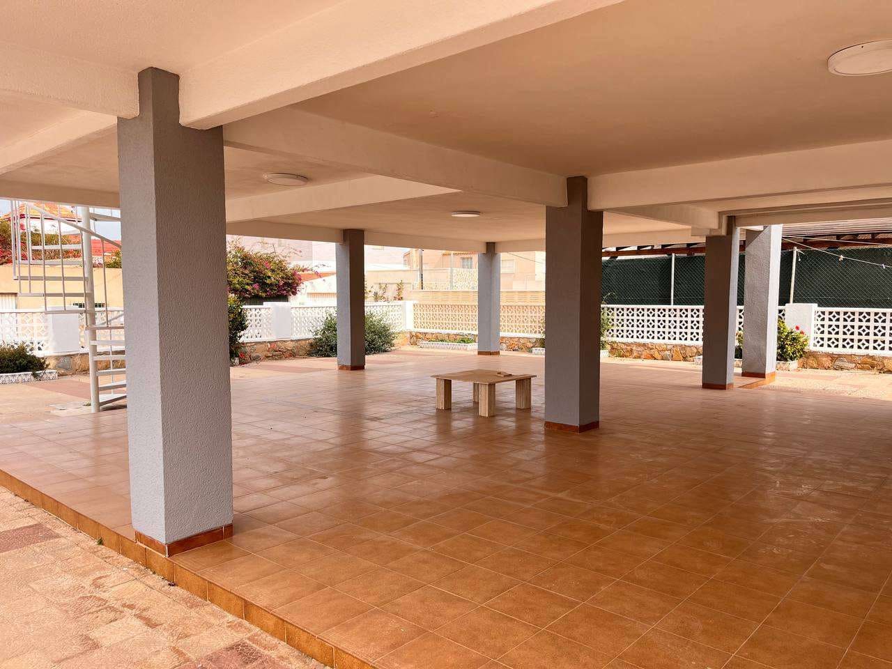 4 slaapkamer Villa te koop in Cartagena met garage - € 299.000 (Ref: 8258073)