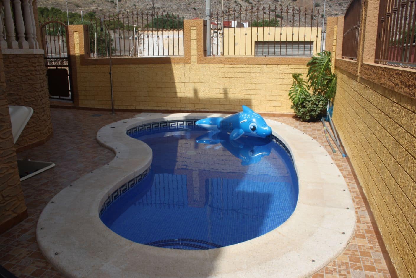 4 bedroom Villa for sale in Cartagena with pool garage - € 299,000 (Ref: 8376800)
