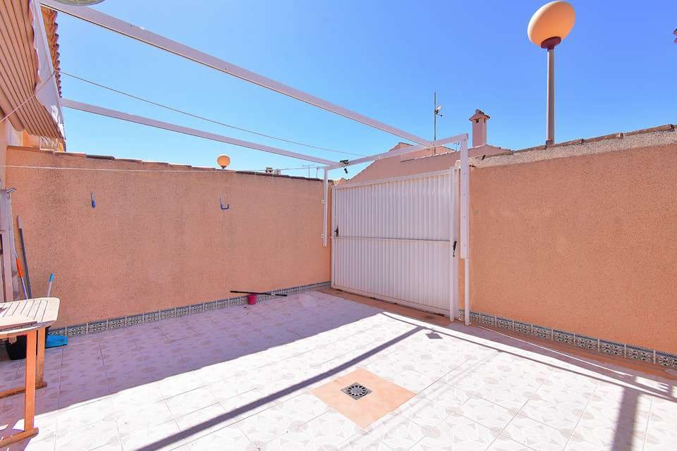 3 soverom Villa til salgs i Estrella de Mar med svømmebasseng - € 185 000 (Ref: 8580730)