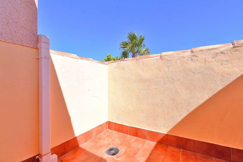 3 soverom Villa til salgs i Estrella de Mar med svømmebasseng - € 185 000 (Ref: 8580730)