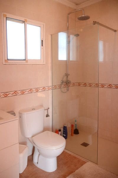 4 soveværelse Villa til salg i Estrella de Mar med swimmingpool garage - € 415.000 (Ref: 8580965)