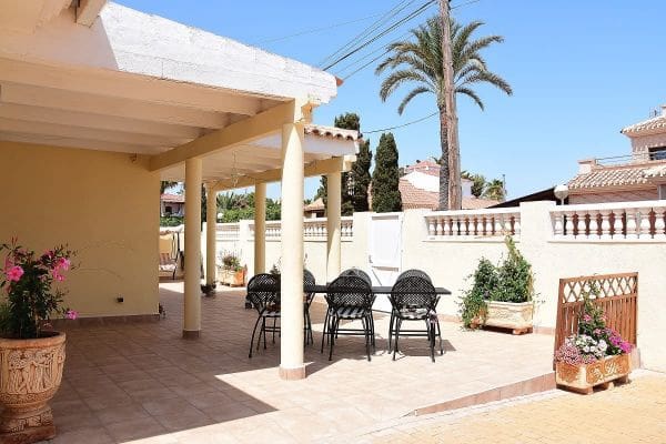 4 soveværelse Villa til salg i Estrella de Mar med swimmingpool garage - € 415.000 (Ref: 8580965)