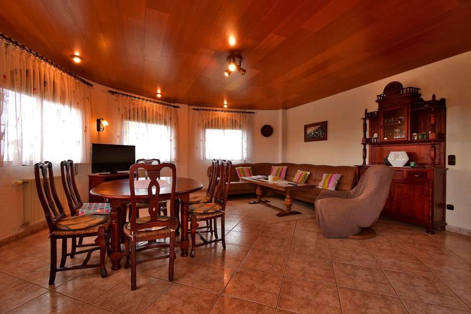 3 bedroom Villa for sale in El Carmoli with pool garage - € 579,000 (Ref: 8583784)