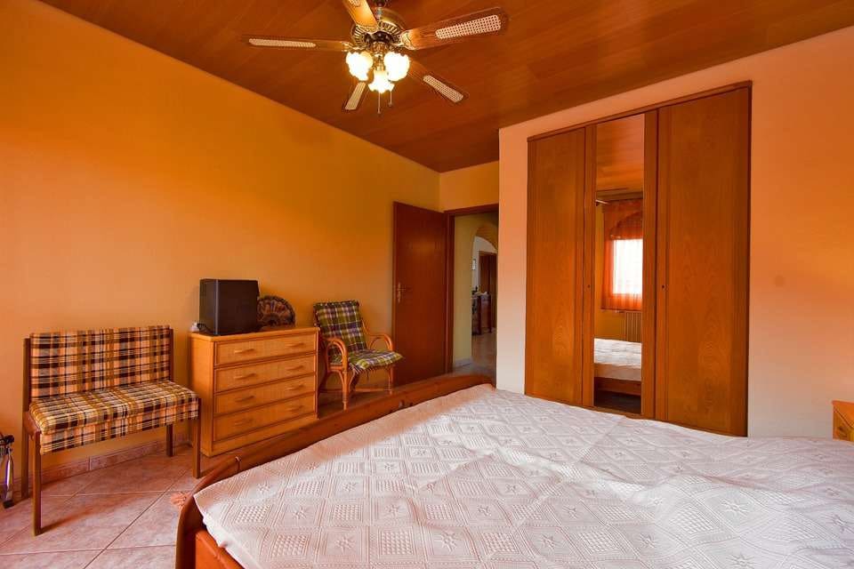 3 bedroom Villa for sale in El Carmoli with pool garage - € 579,000 (Ref: 8583784)