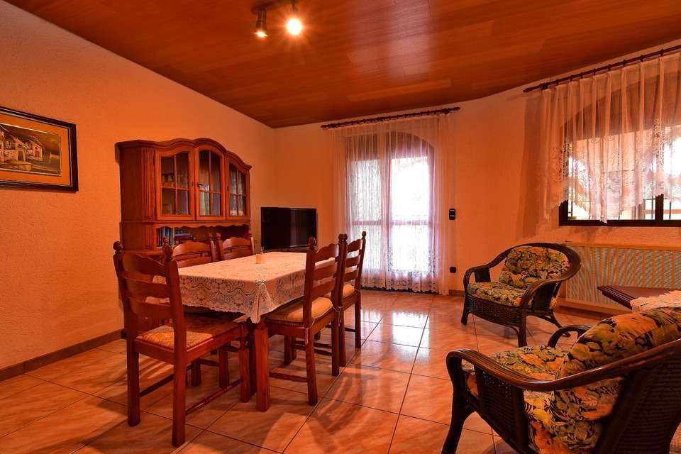 3 soveværelse Villa til salg i El Carmoli med swimmingpool garage - € 579.000 (Ref: 8583784)