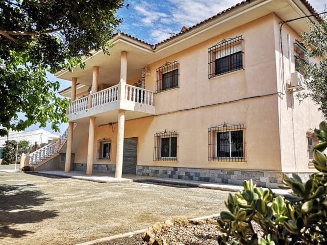 7 bedroom Villa for sale in Fuente Alamo de Murcia with pool garage - € 284,950 (Ref: 8738257)