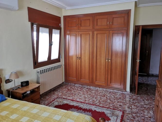 7 bedroom Villa for sale in Fuente Alamo de Murcia with pool garage - € 284,950 (Ref: 8738257)