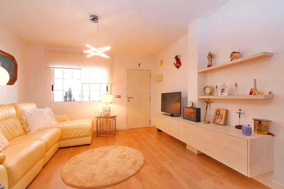 4 quarto Moradia para venda em Los Alcazares com piscina garagem - 240 000 € (Ref: 8816690)