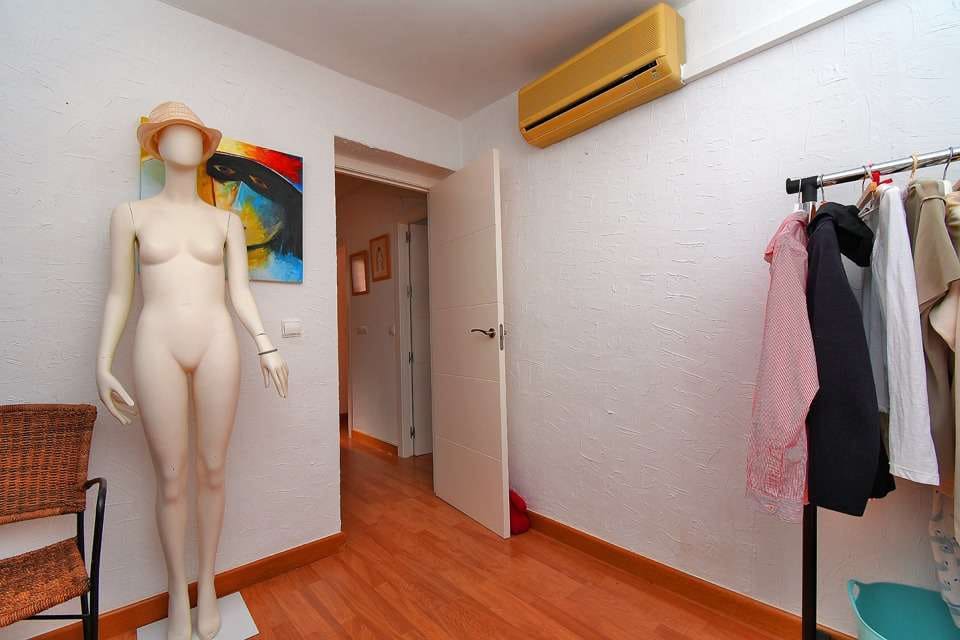 4 quarto Moradia para venda em Los Alcazares com piscina garagem - 240 000 € (Ref: 8816690)