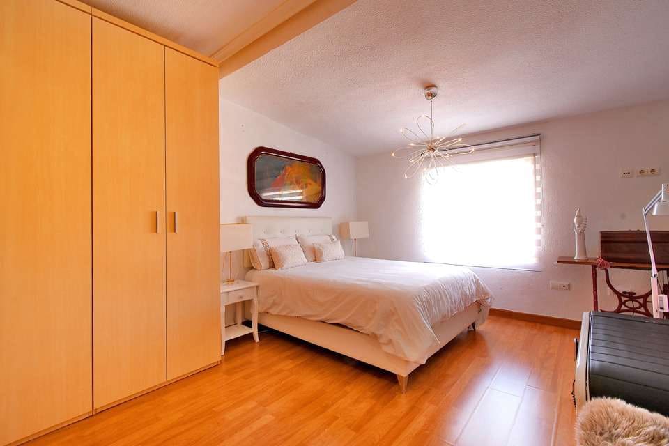 4 quarto Moradia para venda em Los Alcazares com piscina garagem - 240 000 € (Ref: 8816690)