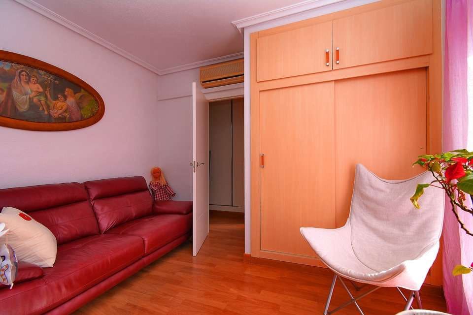 4 quarto Moradia para venda em Los Alcazares com piscina garagem - 240 000 € (Ref: 8816690)