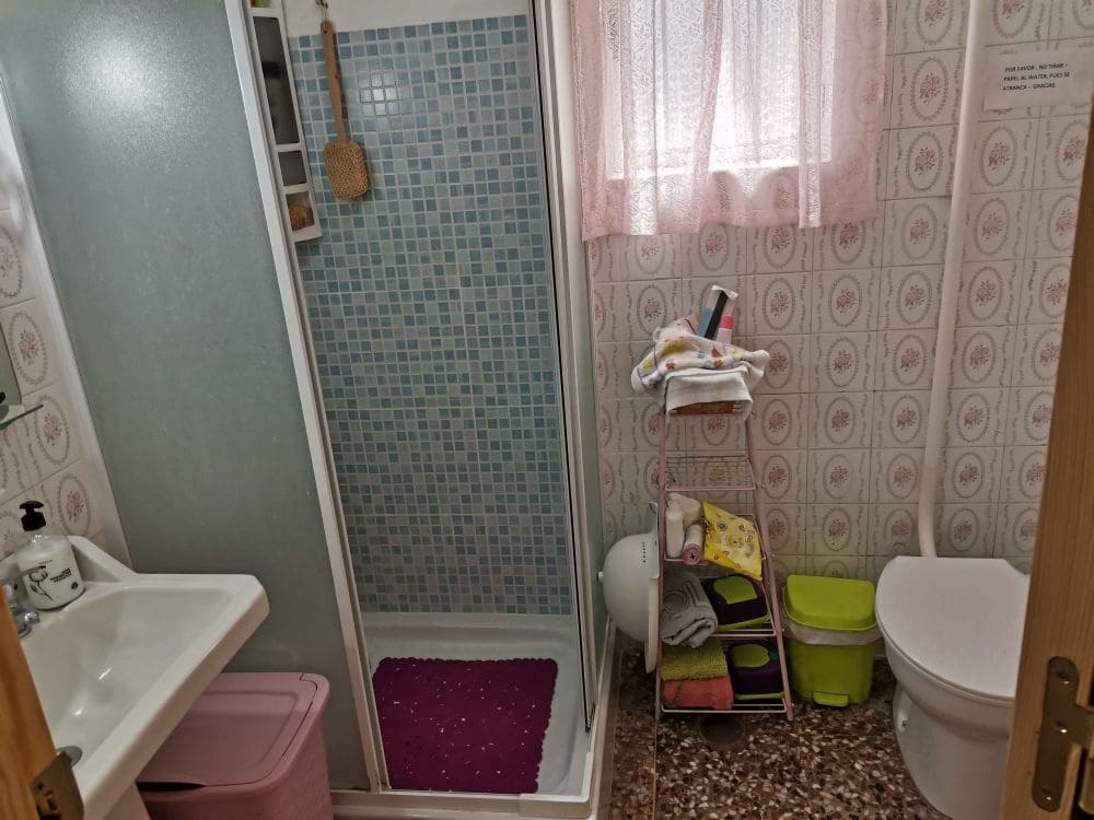 8 soveværelse Villa til salg i Playa Honda med garage - € 250.000 (Ref: 8901314)