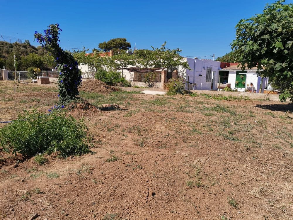 8 soveværelse Villa til salg i Playa Honda med garage - € 250.000 (Ref: 8901314)