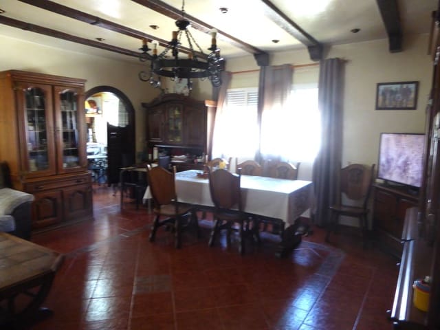 4 bedroom Villa for sale in Cartagena with garage - € 399,000 (Ref: 8901382)