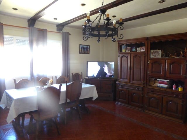 4 bedroom Villa for sale in Cartagena with garage - € 399,000 (Ref: 8901382)