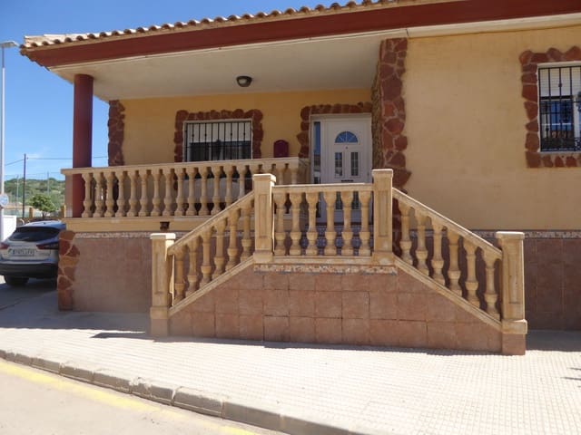 4 bedroom Villa for sale in Cartagena with garage - € 399,000 (Ref: 8901382)