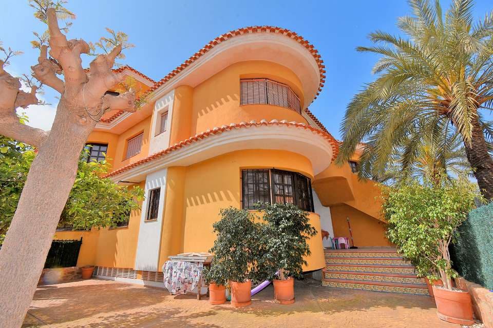 2 slaapkamer Appartement te koop in Estrella de Mar met zwembad - € 145.000 (Ref: 8934855)
