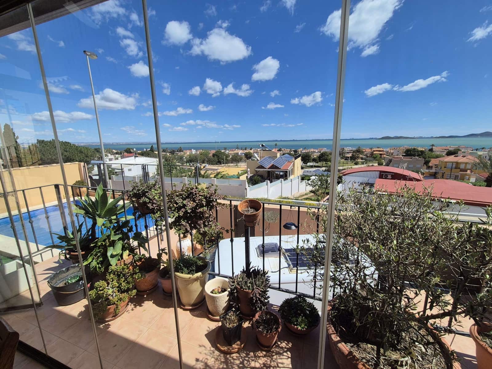 4 soveværelse Villa til salg i El Carmoli med swimmingpool garage - € 425.000 (Ref: 8939617)