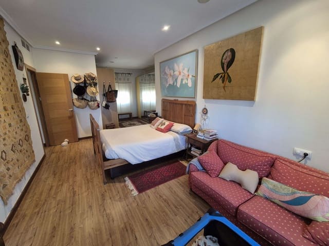 4 soveværelse Villa til salg i El Carmoli, Cartagena med swimmingpool garage - € 425.000 (Ref: 8939617)