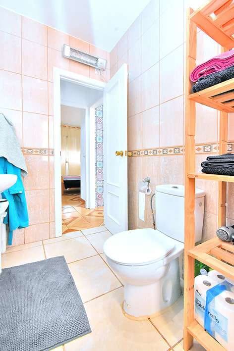 2 bedroom Villa for sale in La Manga del Mar Menor - € 160,000 (Ref: 9016809)